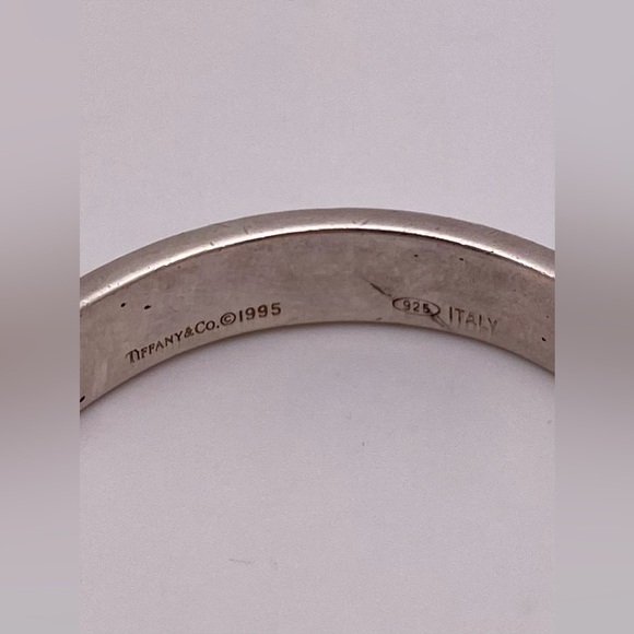 authentic Tiffany & Co. Sterling Silver Atlas Cuff bracelet - Picture 3 of 5